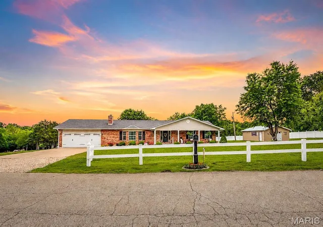 Homes for sale in Park Hills, MO | 5954 Hulsey Rd, Park Hills, MO 63601 | MLS# MIS26035196