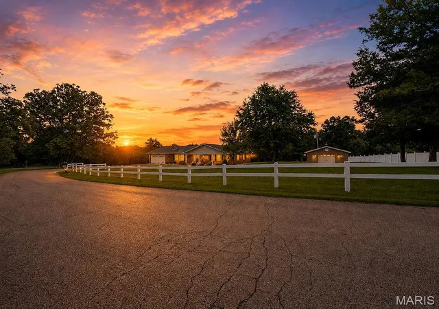 Homes for sale in Park Hills, MO | 5954 Hulsey Rd, Park Hills, MO 63601 | MLS# MIS26035196