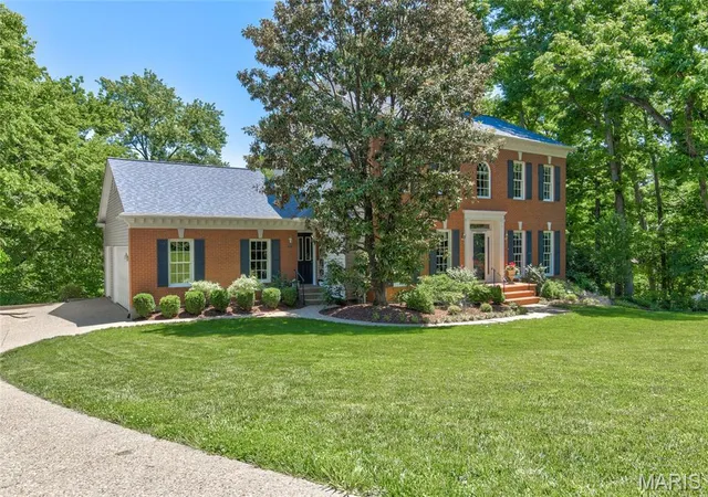 Homes for sale in Kirkwood, MO | 452 Meyer Ave, Kirkwood, MO 63122 | MLS# MIS26035219