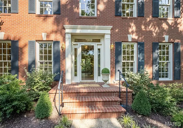 Photo 3 of Single family home for sale at 452 Meyer Ave, Saint Louis, MO 63122 | MLS# MIS26035219 | Listing updated on 2026-09-30