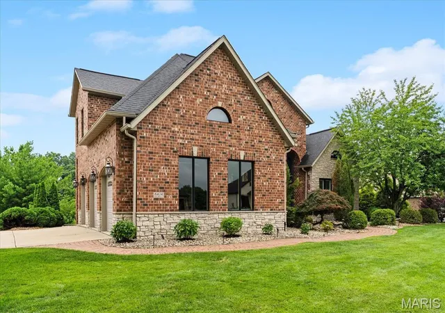 Homes for sale in Edwardsville, IL | 8424 Rock Ridge Court, Edwardsville, IL 62025 | MLS# MIS26035237