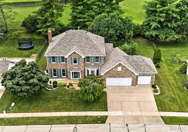 3rd image of 16850 Westglen Farms Dr, Wildwood, MO 63011 | MLS# MIS26035238