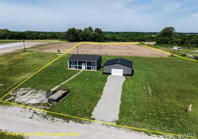 Homes for sale in Hannibal, MO | 11581 Hwy 61, Hannibal, MO 63401 | MLS# MIS26035249