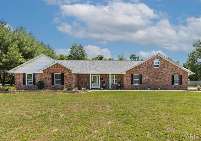 Photo 1 of Sale Pending at 106 Heather St, Bertrand, MO 63823 | MLS# MIS26035254 | Listing updated on 2026-09-28