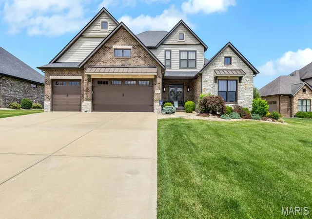 Photo 1 of Single family home for sale at 3904 Stone Hollow Ln, Edwardsville, IL 62025 | MLS# MIS26035281 | Listing updated on 2026-09-13