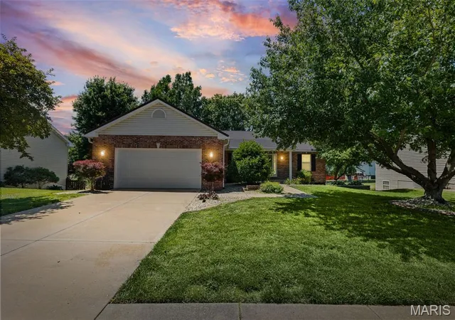 2nd image of 137 Egret Ct, Belleville, IL 62223 | MLS# MIS26035332