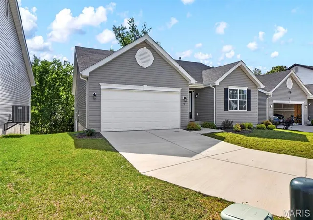 Homes for sale in Pacific, MO | 40 Brush Creek Dr, Pacific, MO 63069 | MLS# MIS26035341