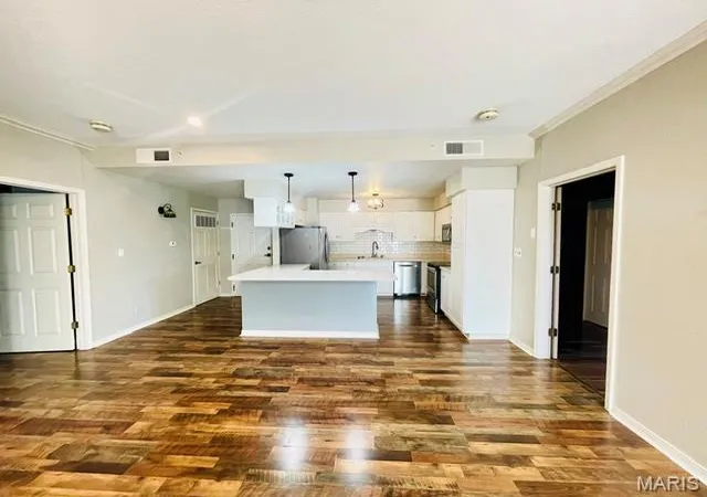 2nd image of 1300 N Main St #319, Sikeston, MO 63801 | MLS# MIS26035366