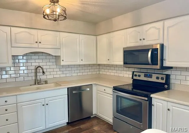3rd image of 1300 N Main St #319, Sikeston, MO 63801 | MLS# MIS26035366
