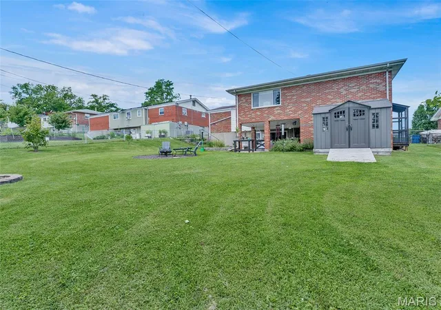 42nd image of 9806 Whitcomb Ln, Unincorporated, MO 63123 | MLS# MIS26035368