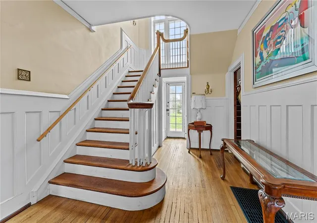 Photo 2 of Single family home for sale at 30 Kingsbury Pl, Saint Louis, MO 63112 | MLS# MIS26035380 | Listing updated on 2026-06-30