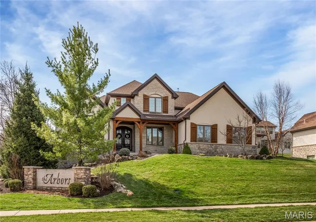 1st image of 12854 Goodson Rd, Saint Louis, MO 63131 | MLS# MIS26035402