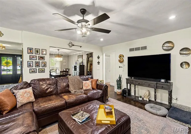 Photo 3 of Single family home for sale at 4706 Butler Hill Rd, Saint Louis, MO 63128 | MLS# MIS26035427 | Listing updated on 2026-09-30