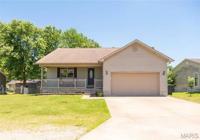 1st image of 973 Sunny Vly, Poplar Bluff, MO 63901 | MLS# MIS26035436