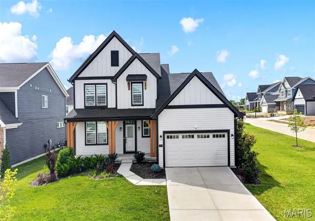 Homes for sale in Dardenne Prairie, MO | 207 Kerry Downs Dr, Dardenne Prairie, MO 63368 | MLS# MIS26035477