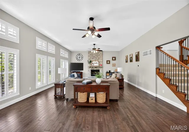 3rd image of 317 Quail Hollow Dr, O Fallon, MO 63368 | MLS# MIS26035493