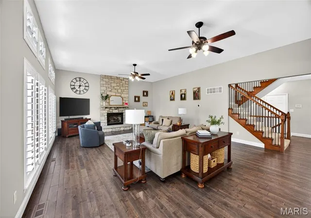 4th image of 317 Quail Hollow Dr, O Fallon, MO 63368 | MLS# MIS26035493