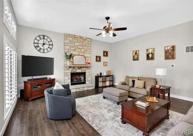5th image of 317 Quail Hollow Dr, O Fallon, MO 63368 | MLS# MIS26035493