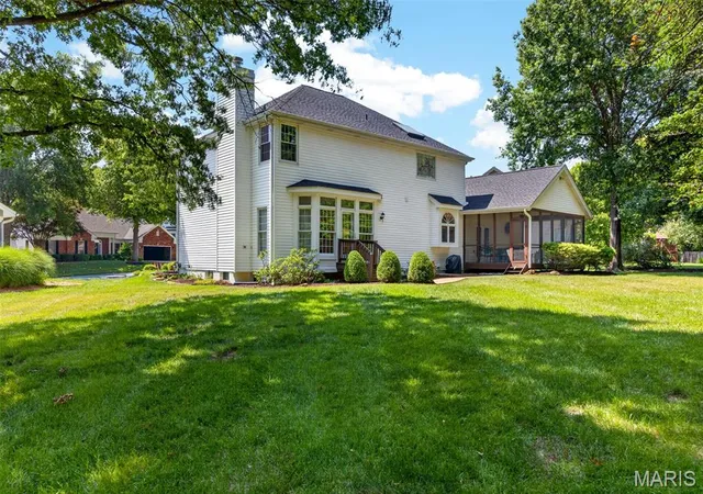 2nd image of 195 Muirfield Forest Ct, Saint Charles, MO 63304 | MLS# MIS26035496