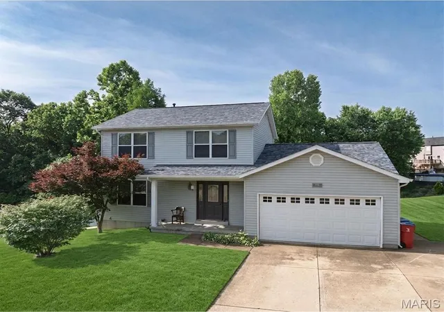 3rd image of 1408 Appleton Ct, Arnold, MO 63010 | MLS# MIS26035505