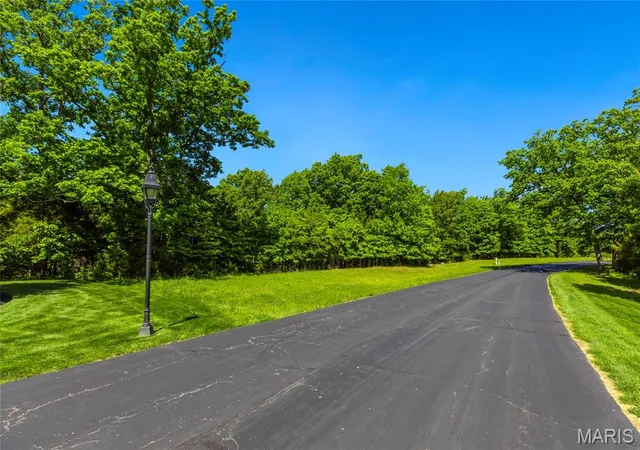 image of 31 Grand Meridien Ct, Wildwood, MO 63005 | MLS# MIS26035511