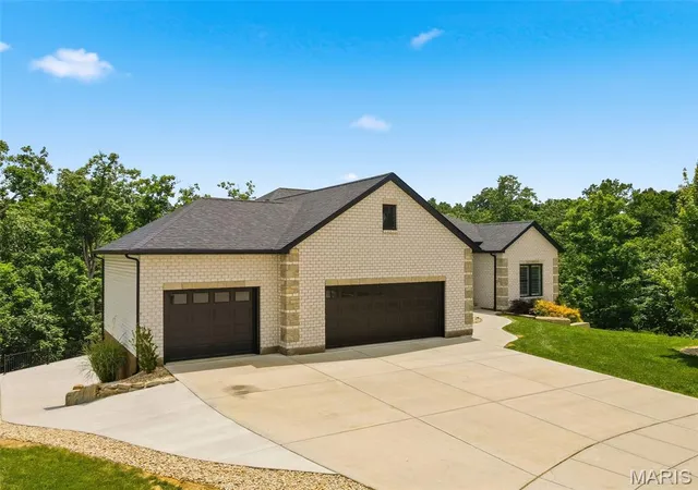 4th image of 222 Redmond Pines Dr, Wentzville, MO 63385 | MLS# MIS26035534