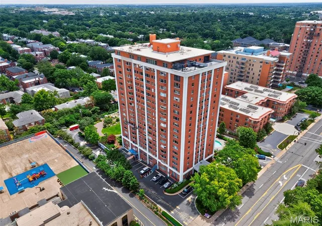 Homes for sale in Clayton, MO | 710 S Hanley Rd #10A, Clayton, MO 63105 | MLS# MIS26035621