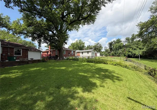 Photo 3 of Single family home for sale at 8007 Titus Rd, St Louis, MO 63114 | MLS# MIS26035663 | Listing updated on 2026-09-04