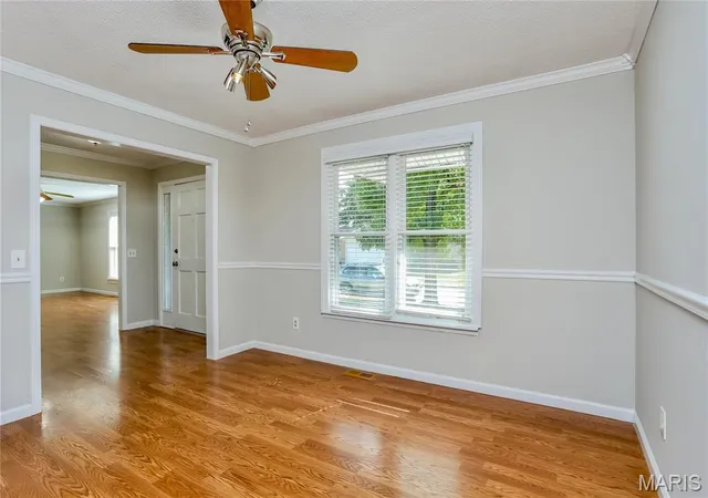 Photo 2 of Sale Pending at 104 Lake Point Dr, Saint Peters, MO 63376 | MLS# MIS26035673 | Listing updated on 2026-10-24