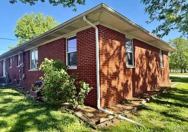 Homes for sale in New Baden, IL | 1104 E Hanover St, New Baden, IL 62265 | MLS# MIS26035702
