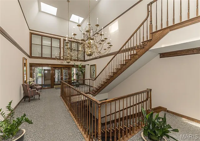 4th image of 14308 Conway Mdws Ct, Chesterfield, MO 63017