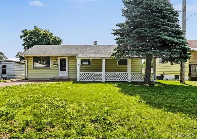Single family home for sale at 10512 Durness Dr, Saint Louis, MO 63137 | MLS# MIS26035731