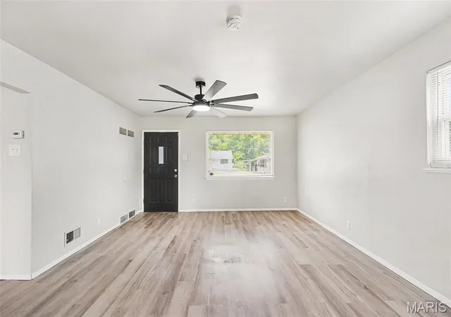 Photo 3 of Single family home for sale at 10512 Durness Dr, Saint Louis, MO 63137 | MLS# MIS26035731 | Listing updated on 2026-09-21