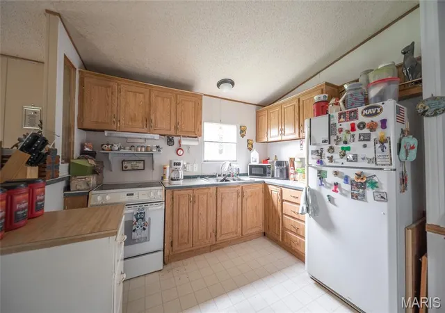 Homes for sale in Richland, MO | 24184 Upton Dr, Richland, MO 65556 | MLS# MIS26035734