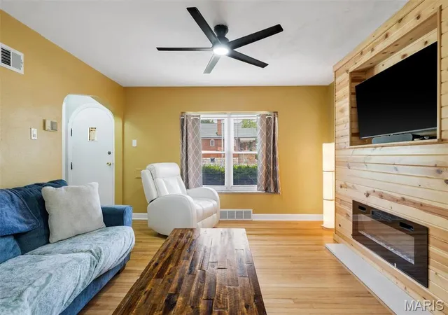 Photo 4 of Single family home for sale at 1802 Switzer Ave, Saint Louis, MO 63147 | MLS# MIS26035737 | Listing updated on 2026-06-12