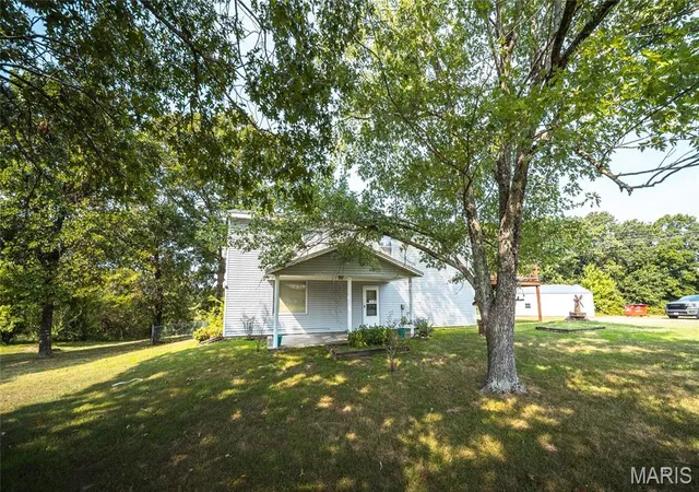 Photo 3 of Single family home for sale at 21195 Hwy 28, Dixon, MO 65459 | MLS# MIS26035749 | Listing updated on 2026-08-19