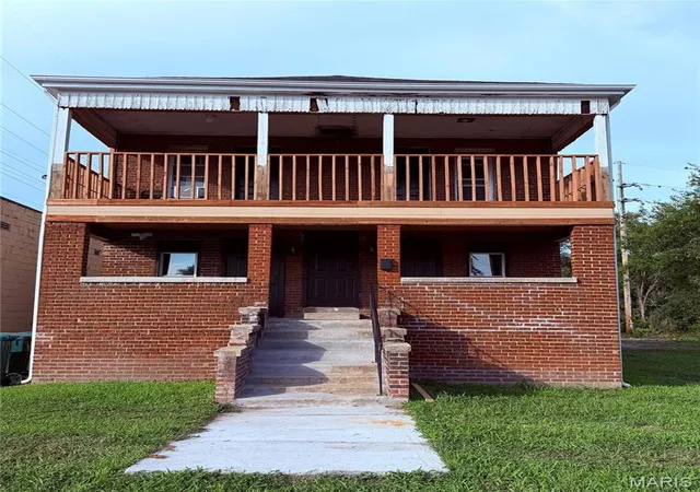 Photo 3 of Multi family home for sale at 1905 Bond Ave, East St Louis, IL 62207 | MLS# MIS26035755 | Listing updated on 2026-08-14