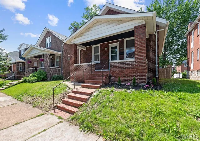 Photo 2 of Single family home for sale at 6033 Carlsbad Ave, St Louis, MO 63116 | MLS# MIS26035775 | Listing updated on 2026-09-13