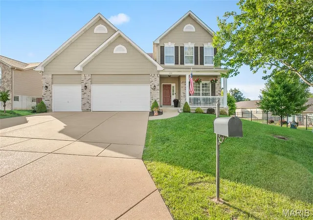 Homes for sale in Herculaneum, MO | 1339 Durham Dr, Herculaneum, MO 63048 | MLS# MIS26035824