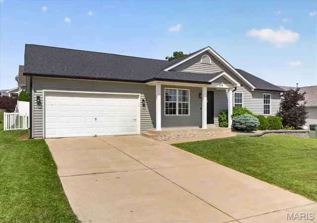 Homes for sale in Wentzville, MO | 124 Brookshire Creek Dr, Wentzville, MO 63385 | MLS# MIS26035849
