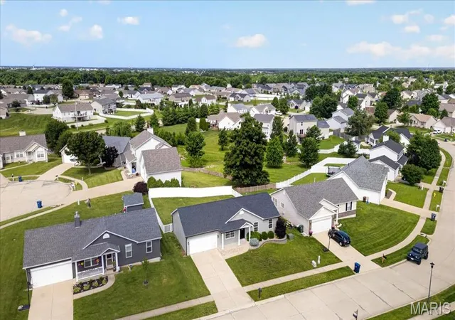 Homes for sale in Wentzville, MO | 124 Brookshire Creek Dr, Wentzville, MO 63385 | MLS# MIS26035849
