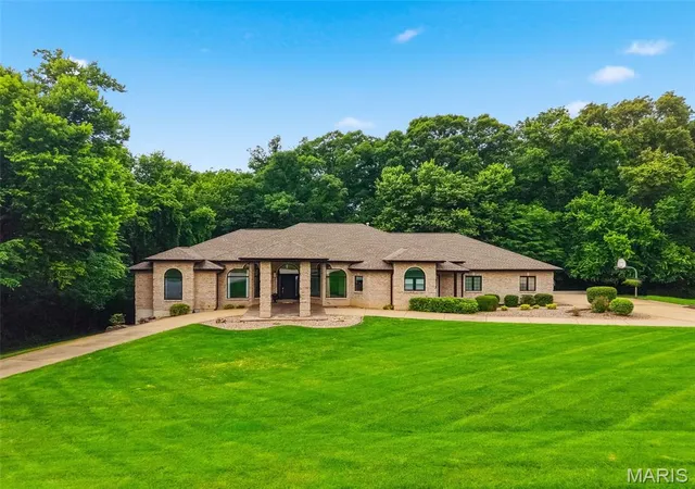 4th image of 3 Rainier Ct, O Fallon, MO 63366 | MLS# MIS26035863