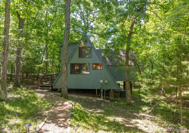 1st image of 949 Audubon Oaks Dr, Wright City, MO 63390 | MLS# MIS26035869