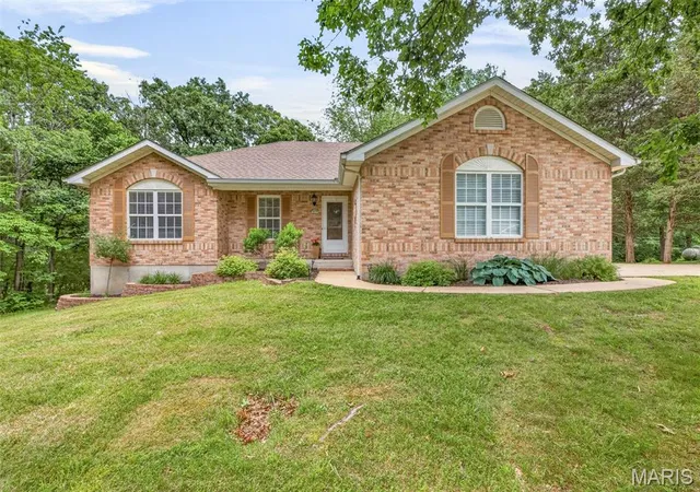Homes for sale in Hillsboro, MO | 5079 Boone Trl, Hillsboro, MO 63050 | MLS# MIS26035883