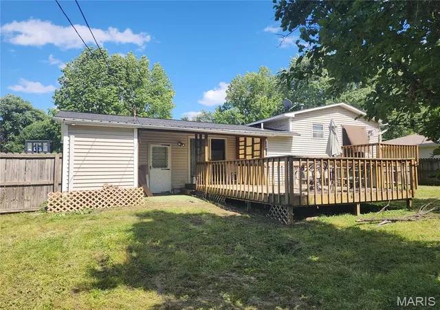 Homes for sale in Bethalto, IL | 506 Texas Blvd, Bethalto, IL 62010 | MLS# MIS26035886