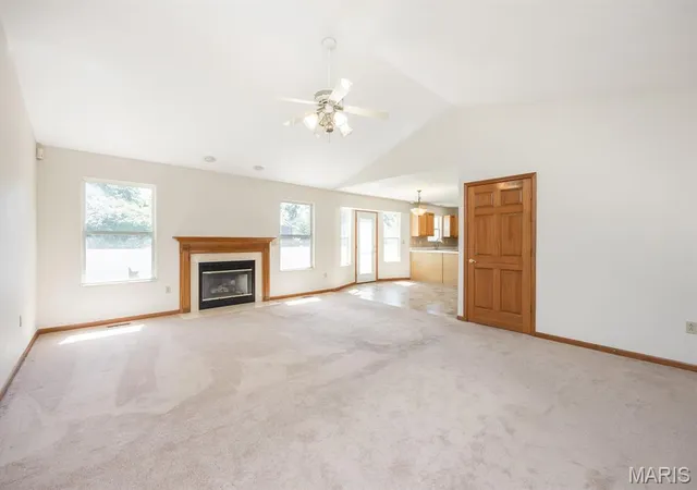 Homes for sale in Belleville, IL | 916 Crosswinds Dr, Belleville, IL 62221 | MLS# MIS26035893