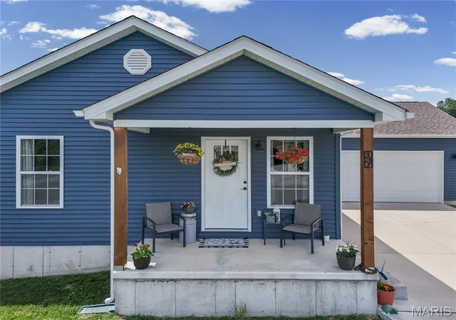 4th image of 137 Calvey Brook Dr, Robertsville, MO 63072 | MLS# MIS26035904