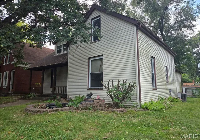 Single family home for sale at 108 Portland Ave, Belleville, IL 62220 | MLS# MIS26035924