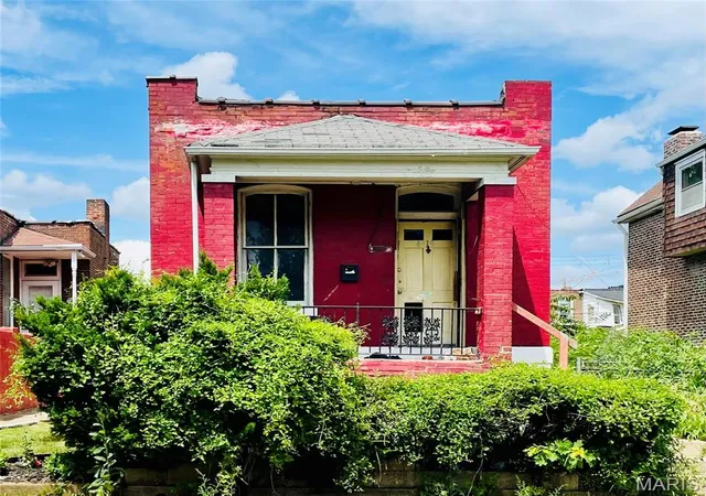 Photo 1 of Single family home for sale at 4419 Farlin Ave, Saint Louis, MO 63115 | MLS# MIS26035937 | Listing updated on 2026-08-10