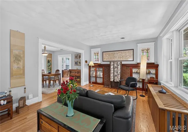 Photo 4 of Single family home for sale at 900 Trinity Ave, Saint Louis, MO 63130 | MLS# MIS26035940 | Listing updated on 2026-08-17